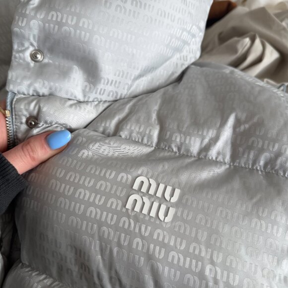 NWT Miu Miu Down Puffer Jacket Gray Nylon Sz 36 All-over Logo Drawstring - Picture 5 of 12